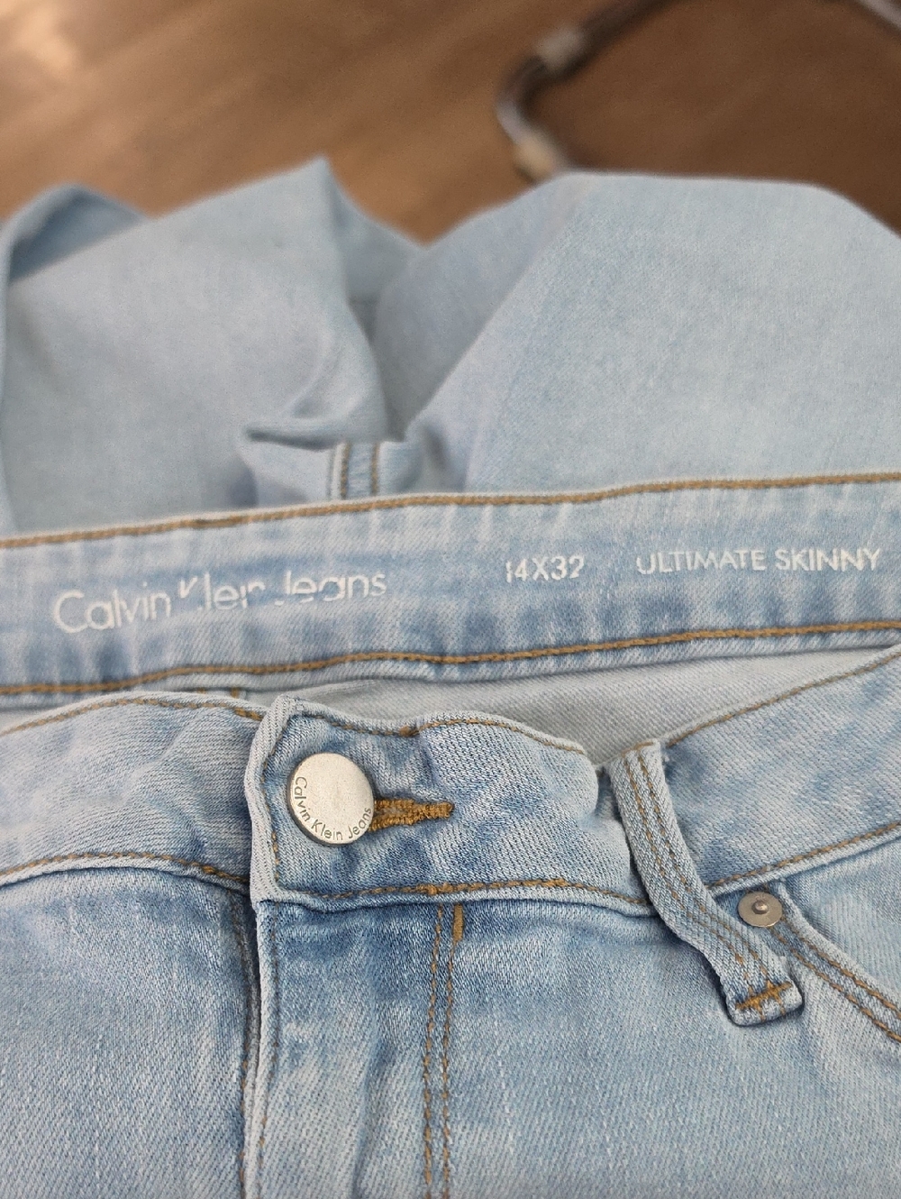 Calvin Klein Light Blue Skinny Jeans 14/32